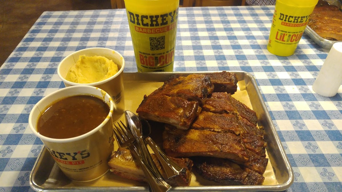 Dickey's Barbecue Pit-4